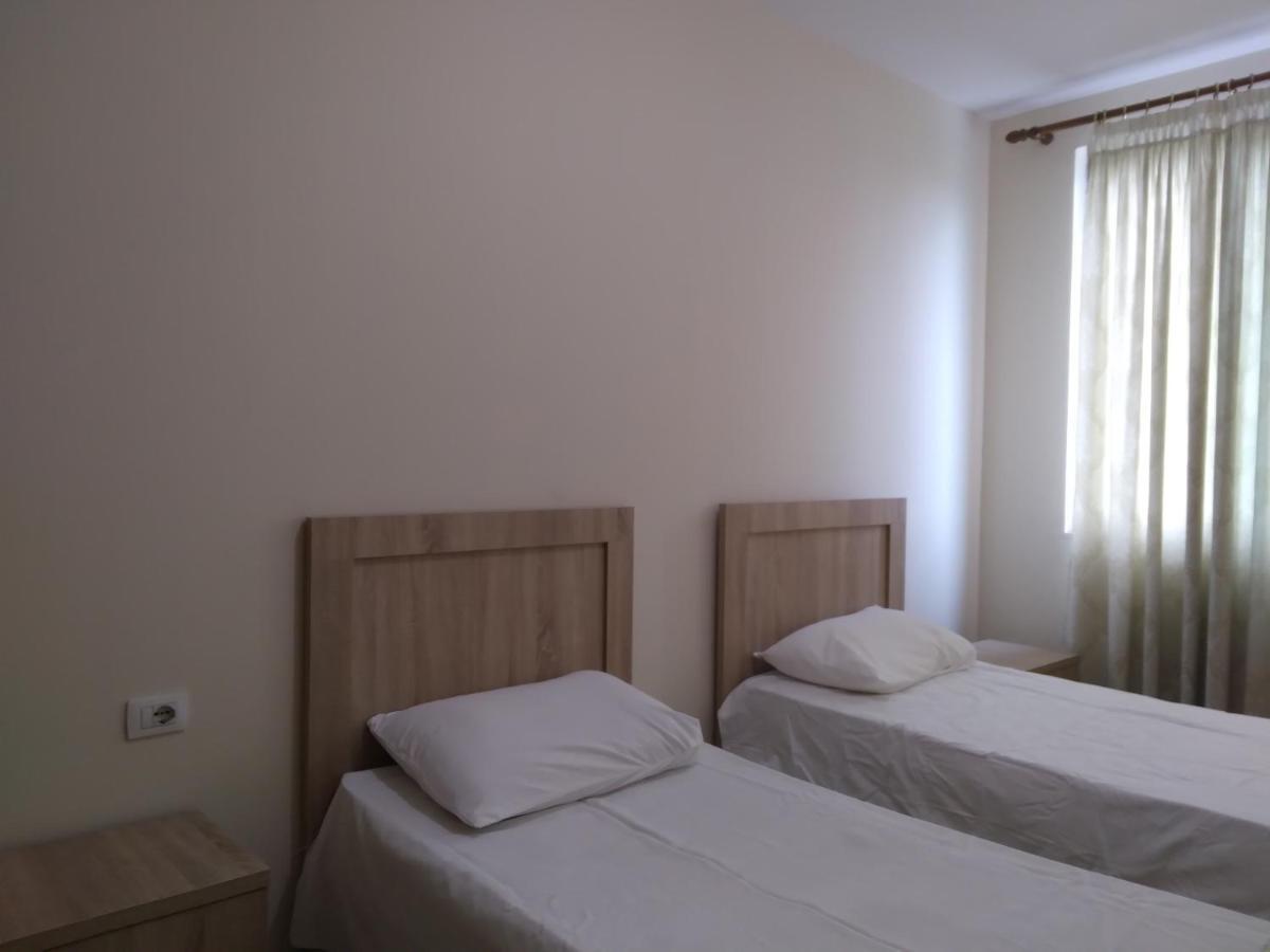 Bajovah Apartments & Restaurant Tirana Exterior photo